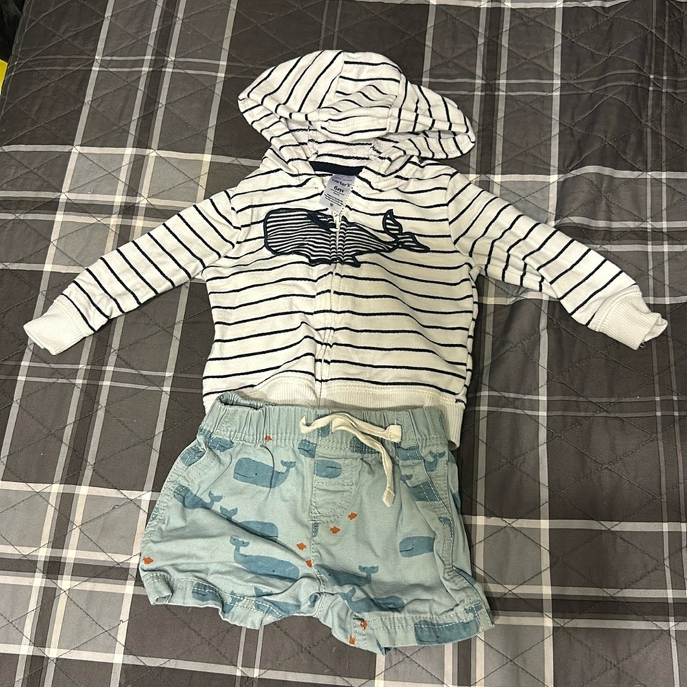 🏡Carters whale shorts and zip up hoodie 6 month